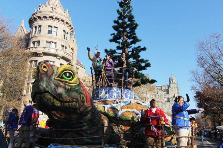'The True Spirit of Thanksgiving,' the Oneida Nation's Macy's Parade Float, Captivates the Crowds - ICTMN.com